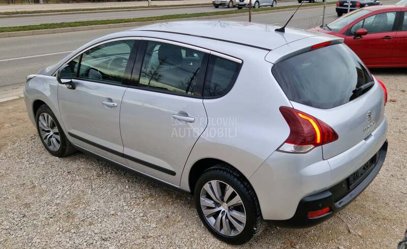 Peugeot 3008 1.6 HDI Allure