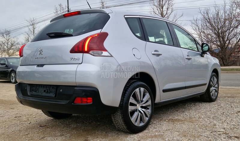 Peugeot 3008 1.6 HDI Allure