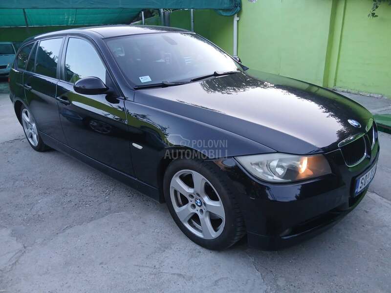 BMW 320 