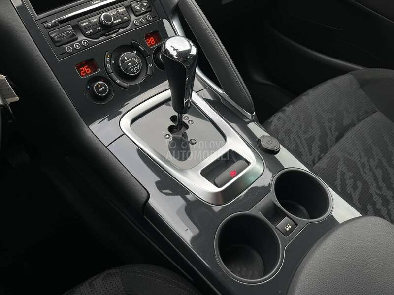 Peugeot 3008 1.6HDI AUTOMA CH