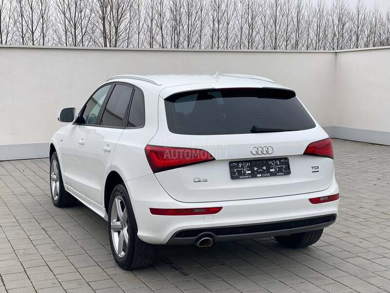Audi Q5 2.0TDI S-Line CH