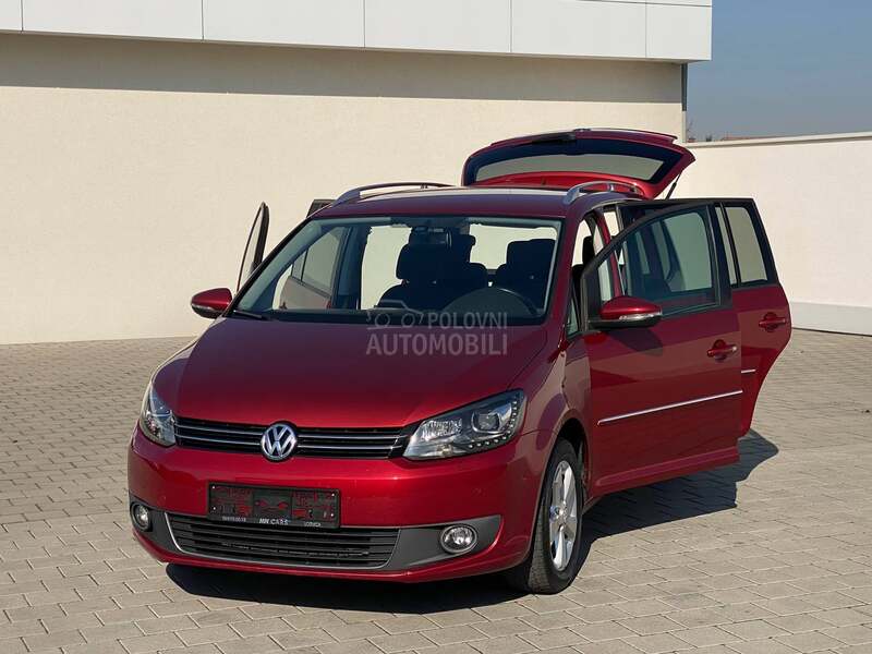 Volkswagen Touran 2.0 TDI DSG LED CH