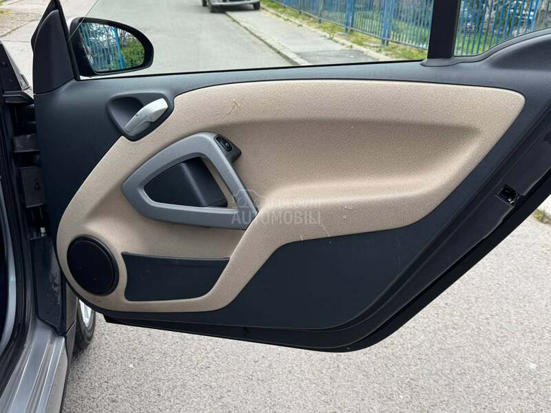 Smart ForTwo 1.0 mhd Kli//ma