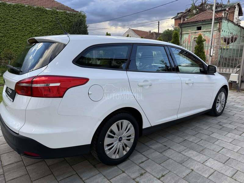 Ford Focus 1.5 TDCI  N1  4 SED.