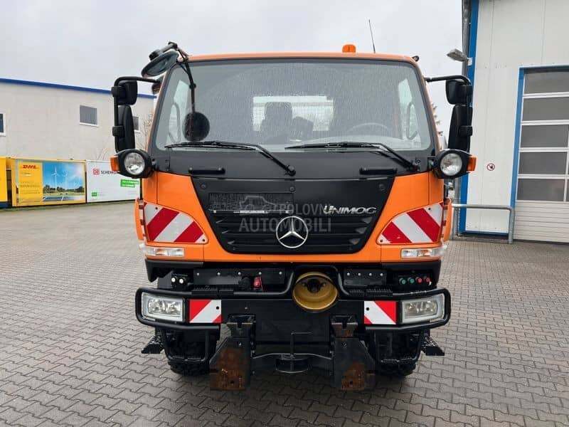 Mercedes Benz Unimog U 20