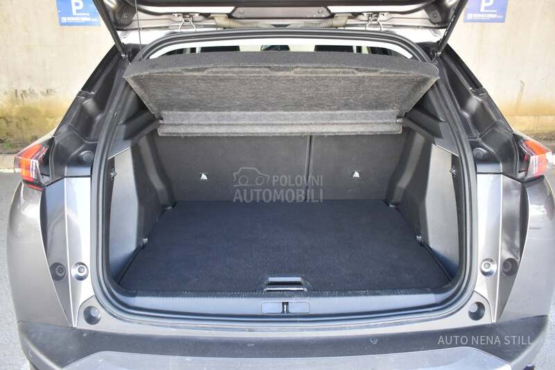 Peugeot 2008 1.2 Allure MT