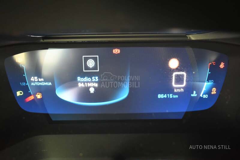 Peugeot 2008 1.2 Allure MT