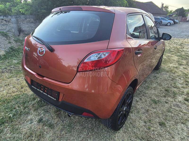 Mazda 2 1.3 b
