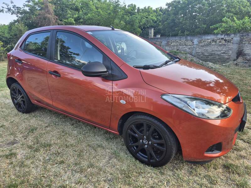 Mazda 2 1.3 b