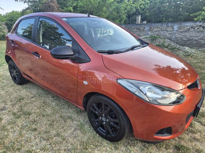 Mazda 2 1.3 b