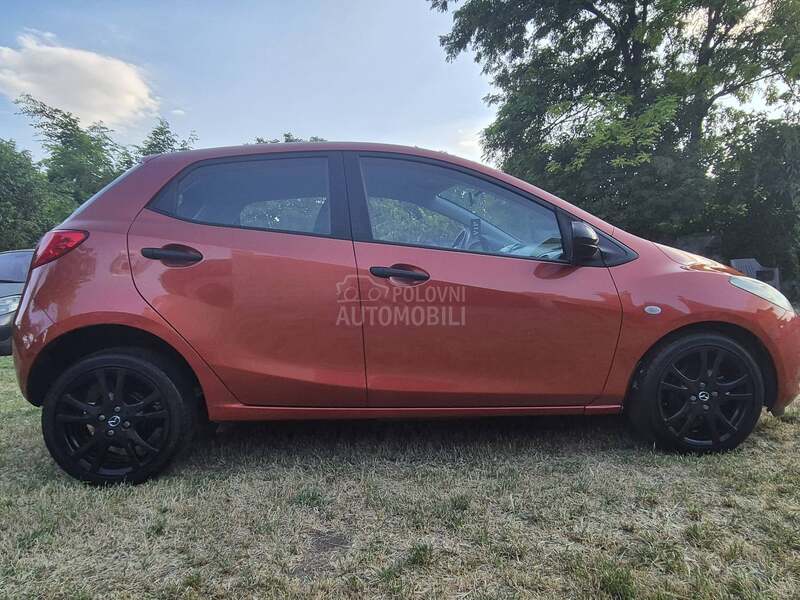 Mazda 2 1.3 b