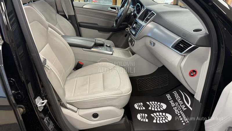 Mercedes Benz ML 350 //3.0d//PANO//SALON
