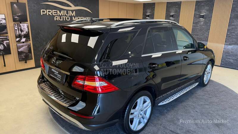 Mercedes Benz ML 350 //3.0d//PANO//SALON