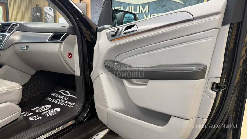 Mercedes Benz ML 350 //3.0d//PANO//SALON