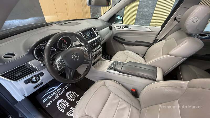 Mercedes Benz ML 350 //3.0d//PANO//SALON