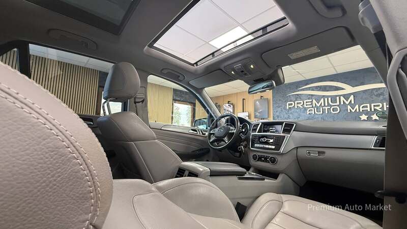 Mercedes Benz ML 350 //3.0d//PANO//SALON