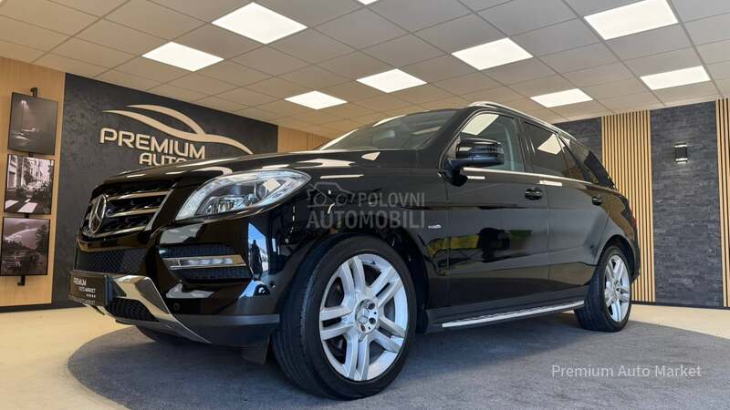 Mercedes Benz ML 350 //3.0d//PANO//SALON