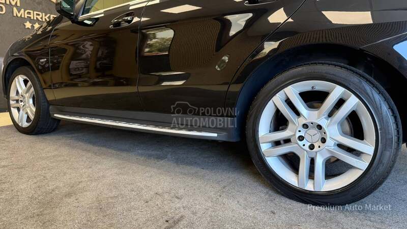 Mercedes Benz ML 350 //3.0d//PANO//SALON