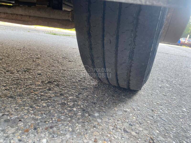 Mitsubishi Fuso FE85/trostrani kiper