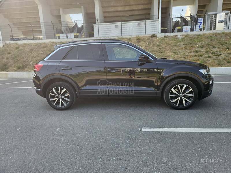 Volkswagen T-Roc 1.5 tsi dsg