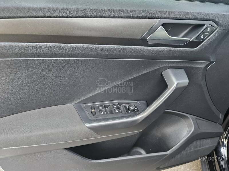 Volkswagen T-Roc 1.5 tsi dsg