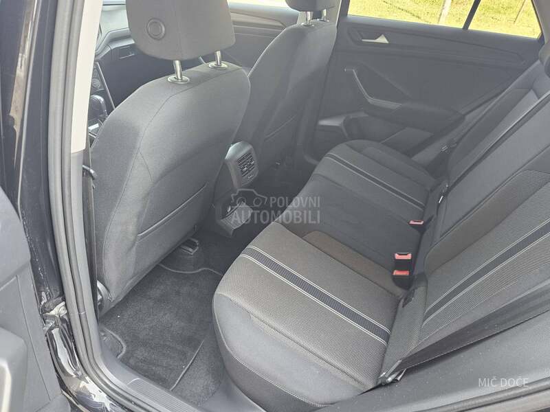 Volkswagen T-Roc 1.5 tsi dsg