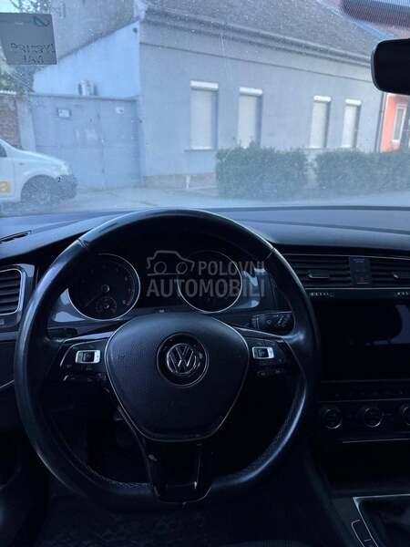 Volkswagen Golf 7 1.0 TSI