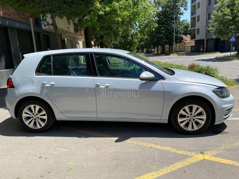 Volkswagen Golf 7 1.0 TSI