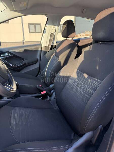 Peugeot 208 1.5 HDi