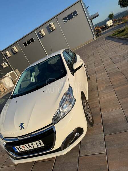 Peugeot 208 1.5 HDi