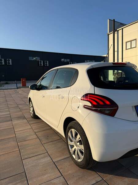Peugeot 208 1.5 HDi