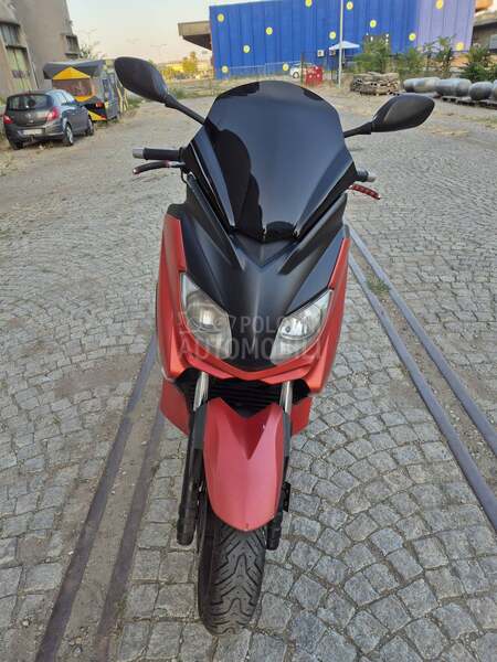 Yamaha X max