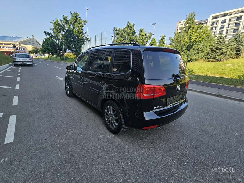 Volkswagen Touran 2.0 tdi xenon led