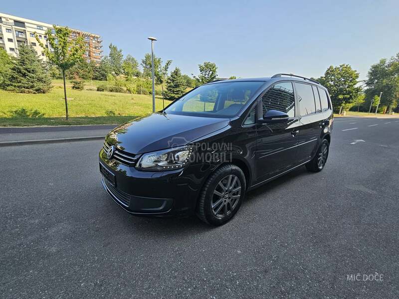 Volkswagen Touran 2.0 tdi xenon led
