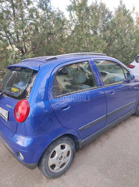 Chevrolet Spark 5 DR, SE 0.8