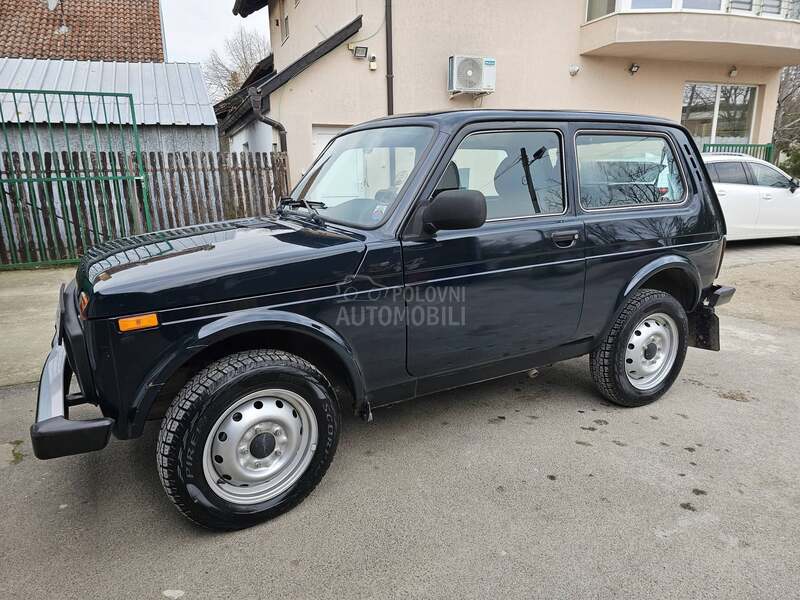 Lada Niva 