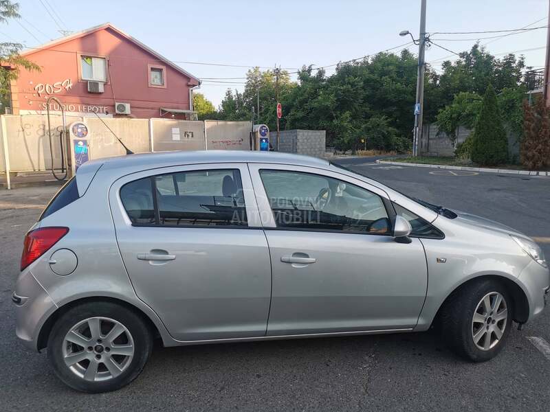 Opel Corsa D 1.2