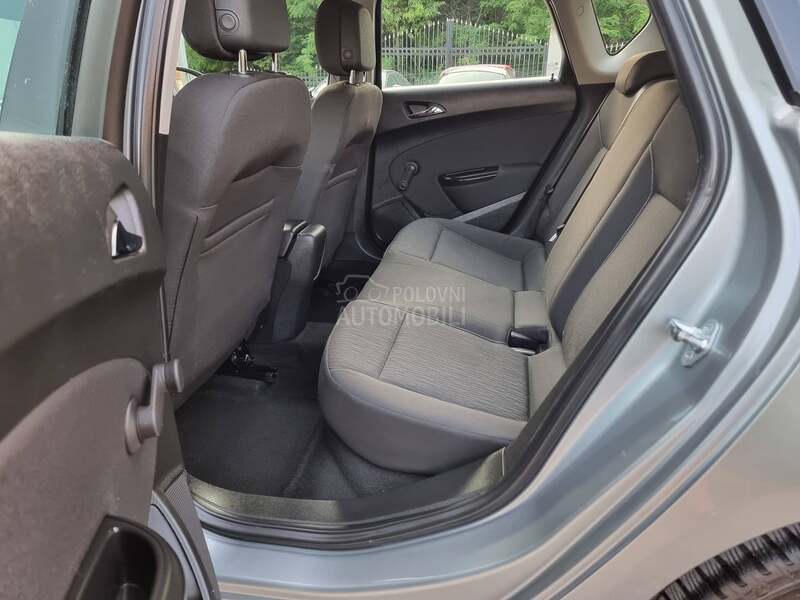 Opel Astra J 1.7CDTI PERFFEKTNA