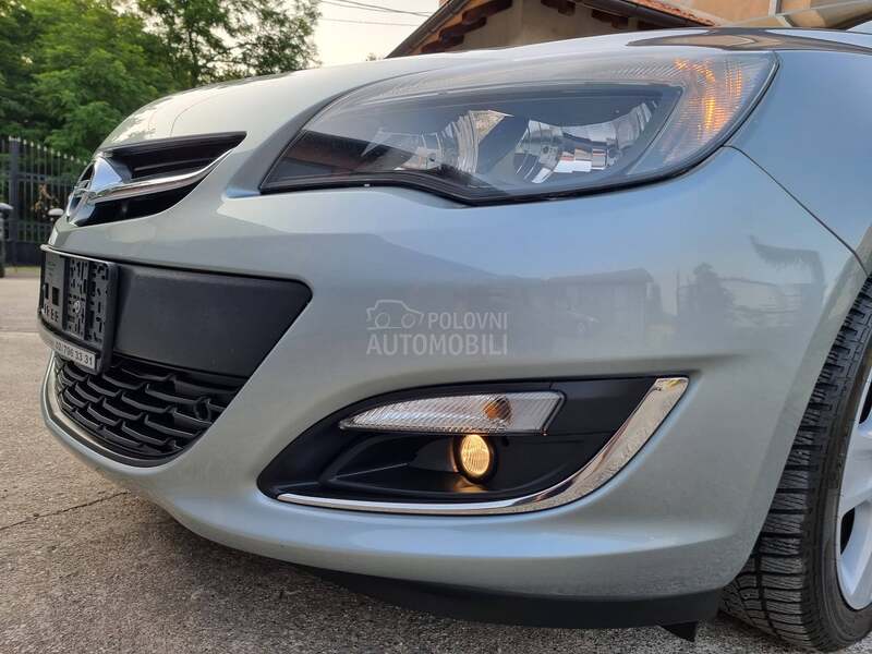 Opel Astra J 1.7CDTI PERFFEKTNA