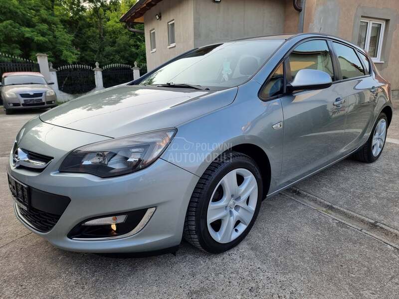 Opel Astra J 1.7CDTI PERFFEKTNA
