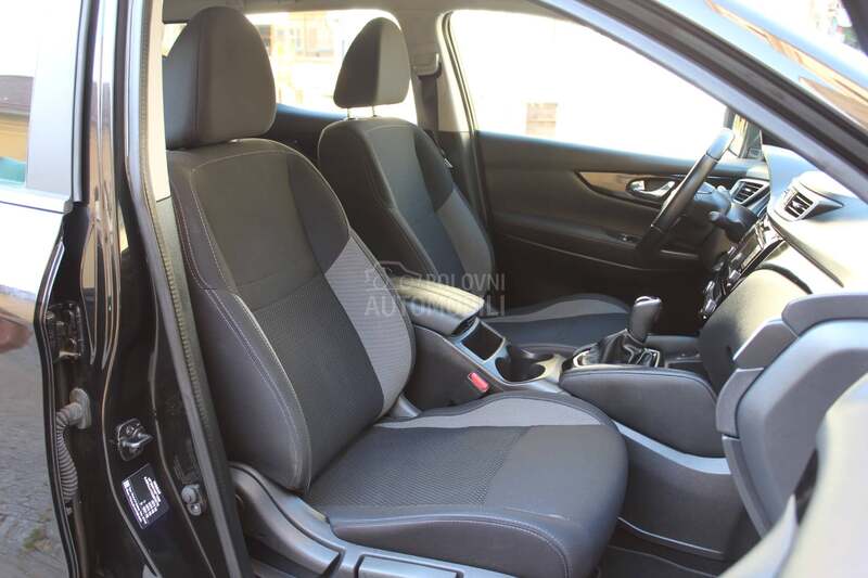 Nissan Qashqai 1.5 DCI AUT