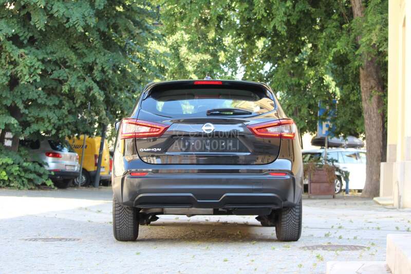 Nissan Qashqai 1.5 DCI AUT