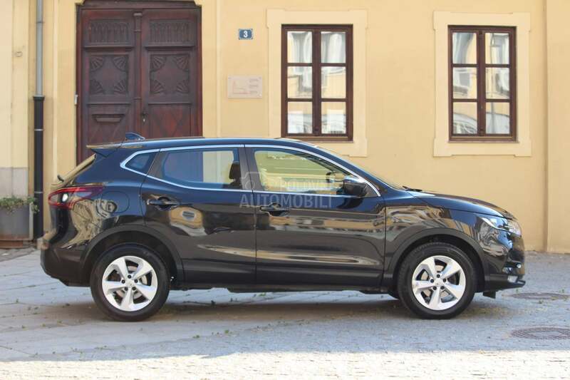Nissan Qashqai 1.5 DCI AUT