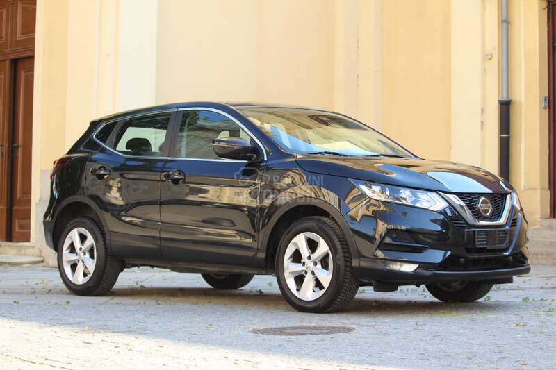 Nissan Qashqai 1.5 DCI AUT