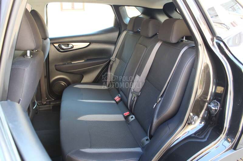 Nissan Qashqai 1.5 DCI AUT