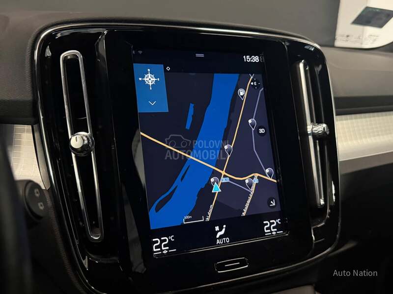 Volvo XC40 T3 Momentum Pro