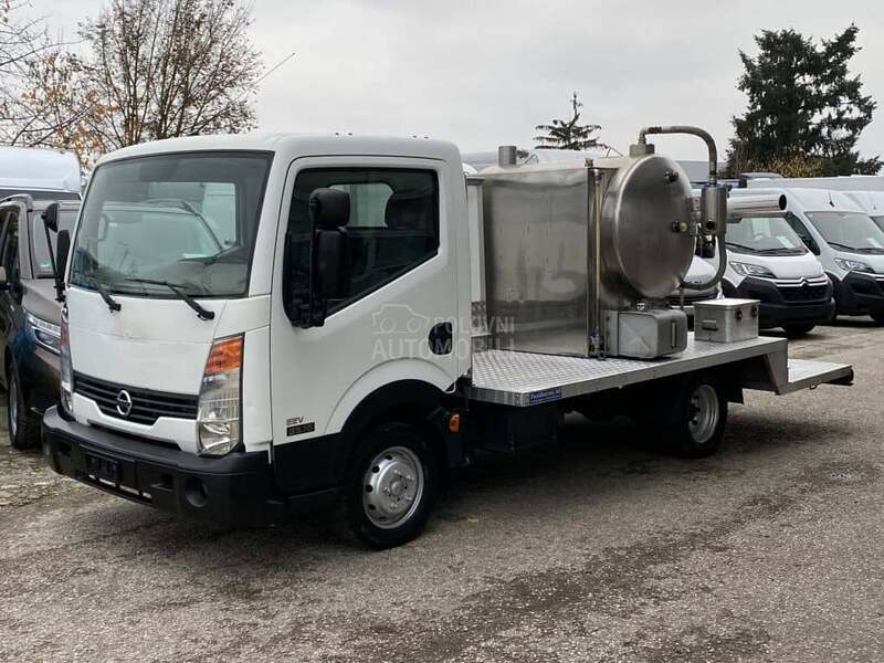 Nissan Cabstar /Usisni kamion