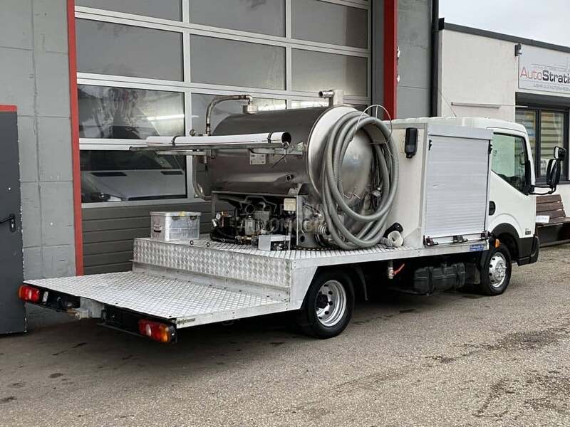 Nissan Cabstar /Usisni kamion