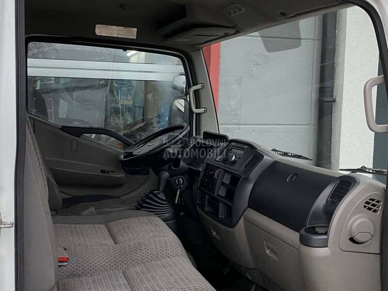 Nissan Cabstar /Usisni kamion