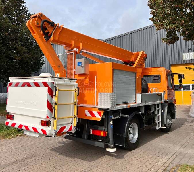 Mercedes Benz ATEGO 1018